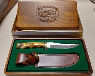 Schrade Pulling Circuit knife