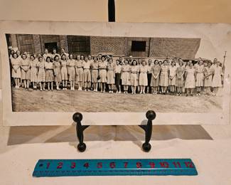 Taylorsville factory workers photograph