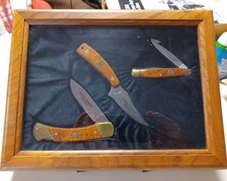 Skoal Bandit collectible knives