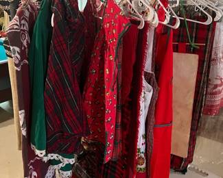 Xmas aprons and table coverings