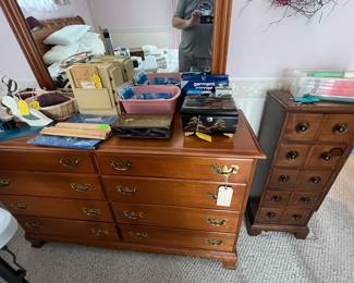Heywood-Wakefield birch and maple dresser, 1950; wooden jewelry-storage cabinet