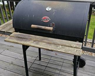 Char-Griller Barrel Grill/Smoker