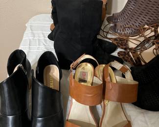 Ladies shoes and boots