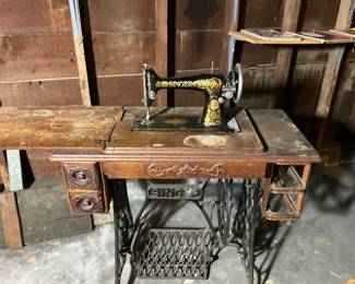 Singer Sewing Machine