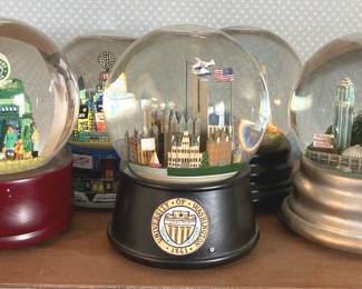 Seattle, University Of WA, Times Square And San Francisco Snow Globes 