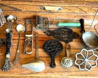 A Collection of Vintage Kitchen Gadgets