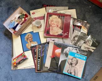Marilyn Monroe Porcelain Ornaments, Calendars And More