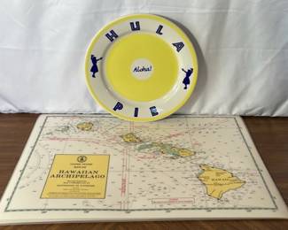 Fun "Hula Pie " Plate * Hawaiian Archipelago Vinyl Placemats Representing the Islands
