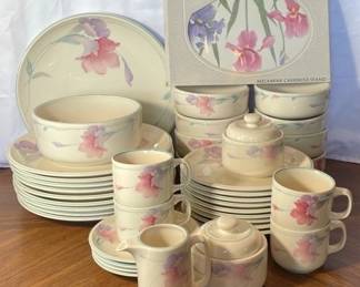 Keltcraft Misty Isle Collection * Noritake Dishes Set * See Description
