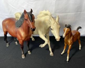 Breyer Horses * White * Brown * Foal
