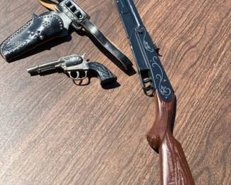 Daisey B-B Gun Model No. 25 * Cap Gun “Six-Shooter” * Holster
