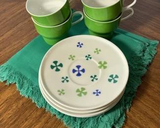Mid Century Contempri Green Espresso Cups * Saucers Set * Like New Teal Woven Napkins
