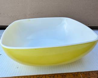Pyrex Yellow Bowl Square $8.00