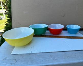 Pyrex Primary Mixing Bowl Set $45.00