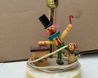 Clown Lamp, Needs a good cleaning $8.00