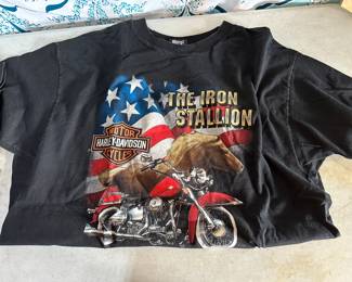 Harley Davidson Size XL The Iron Stallion $10.00