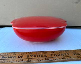 Pyrex Red Square with Lid $14.00