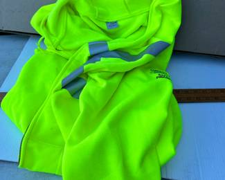 Carhartt Size 2 XL Safety Hooded Jacket $25.00