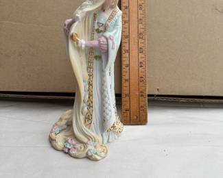 Lenox Rapunzel $10.00