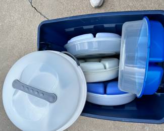 5 Tupperware $15.00