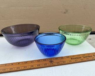 3 Pyrex Colored Bowl Set $25.00