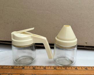 Gemco Creamer and Sugar Set $6.00