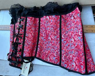 Size 6XL Corsette New $30.00