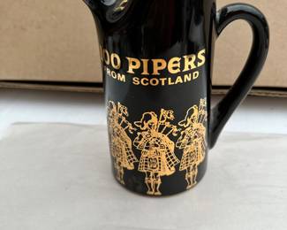 100 Pipers Seagram Pitcher $5.00