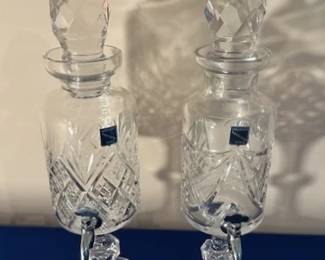 Lead crystal decanters with spicket.