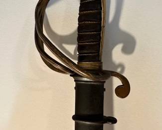 Possibly 1833 United States Dragoons sword.