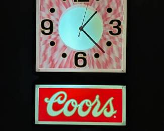 Vintage Coors Beer light up clock.