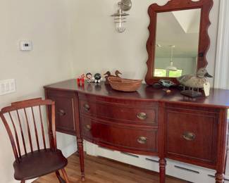 ASSORTED FURNITURE PIECES