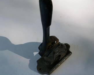 Antique Challenge Eyelette Press 1887