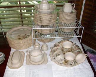 Mikasa Dish Set