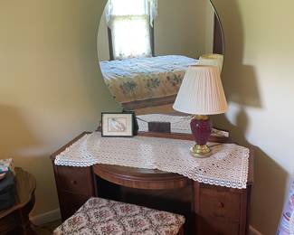 Vintage vanity