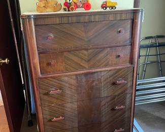 Vintage dresser