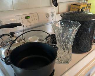 Cast iron 5 qt.