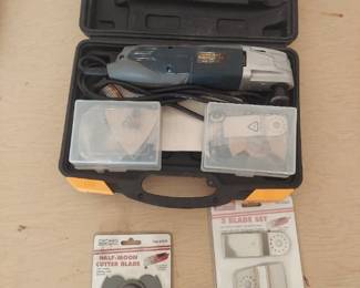 multi function tool with extra blades