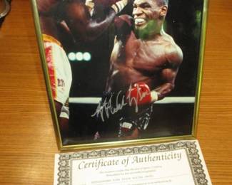 Autograph Mike Tyson Picture