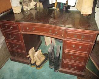Mahogany Desk