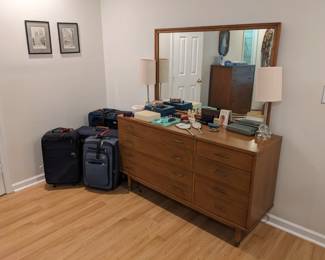 Vintage Drexel MCM Dresser