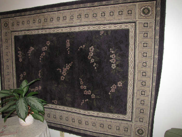 5-1/2 BY 7-1/2 RUG - VERY VERY CLEAN.  NO STAINS OR WEAR.