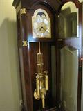 Howard Miller cable driven, triple chime, Kieninger movement, nightime chime shut-offs. Works perfectly.