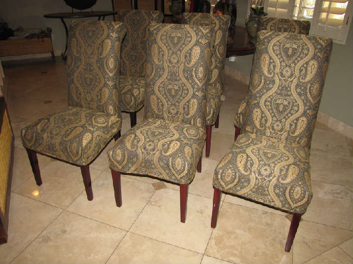 Set of 6 dark wood dining chairs with slip covers
