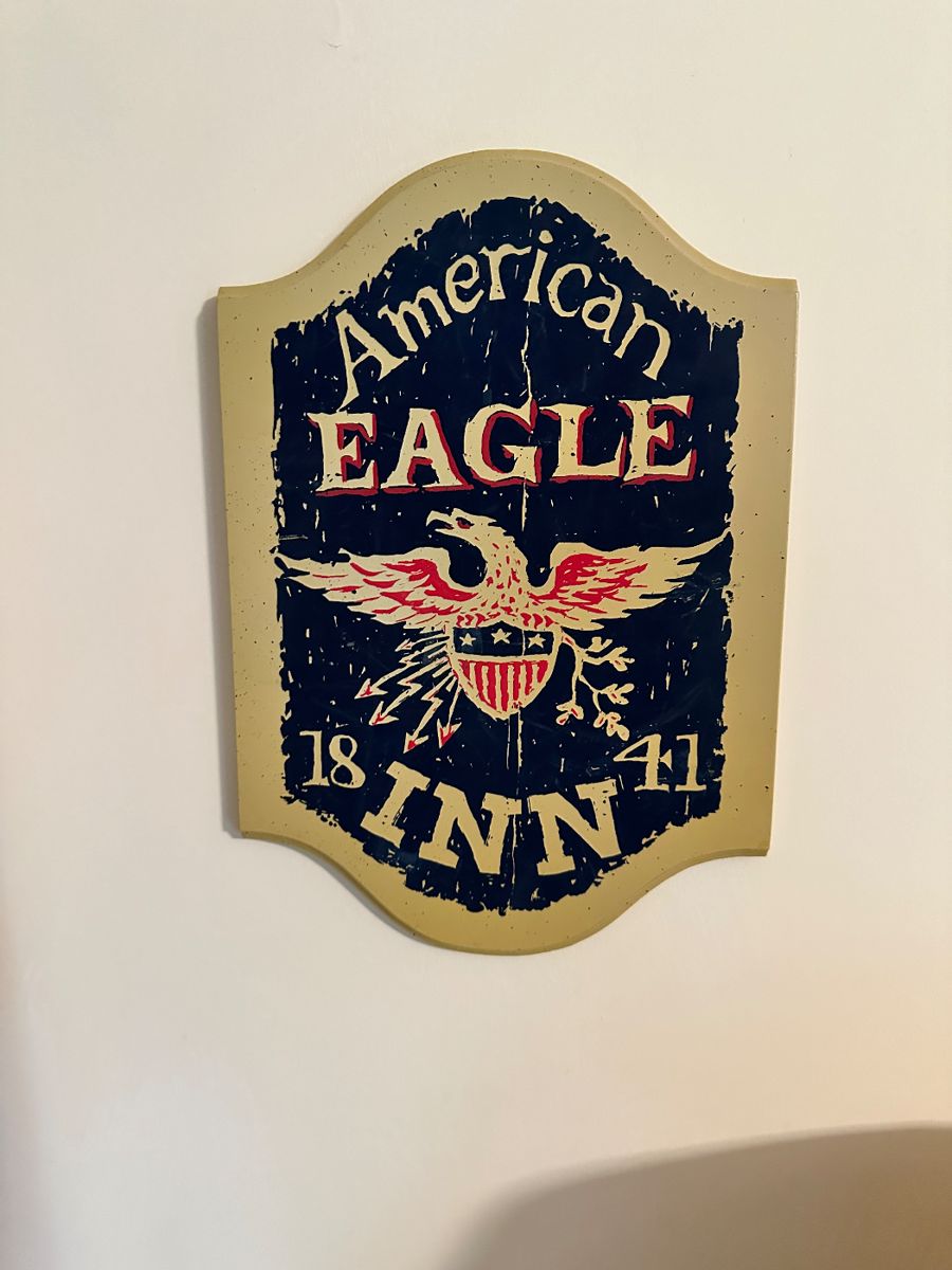 Eagle Inn sign