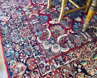 Hand woven vintage Sarouk rug 