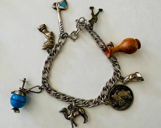 Charm bracelet