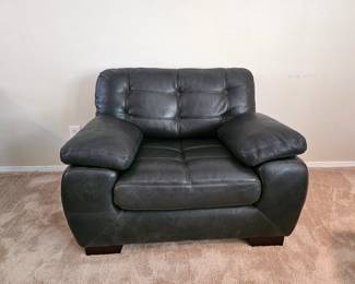 Simon Li oversized leather chair