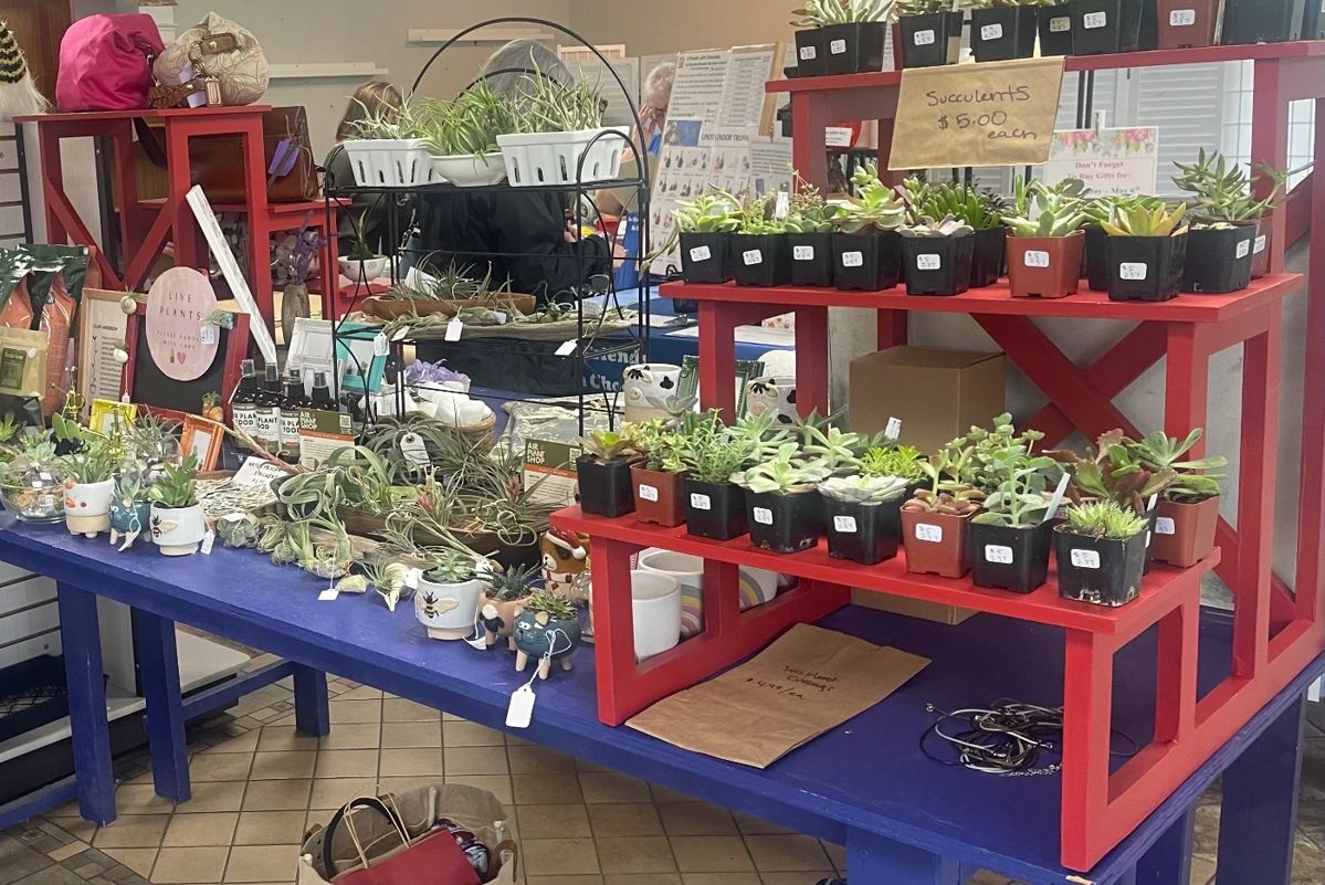bunting-pop-up-market-in-owings-md-starts-on-6-2-2024
