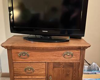 Oak Washstand. TV not available 